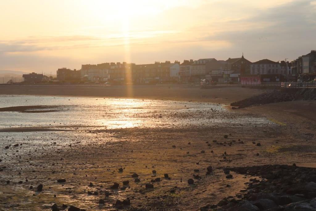 Modern And Comfortable Stay In Morecambe Exterior foto